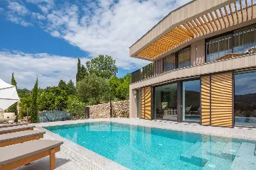 3-Bedroom Villa with Heated Pool in Dubrovnik