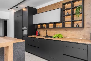 5-Bedroom Villa for 10 with Heated Infinity Pool, Omiš