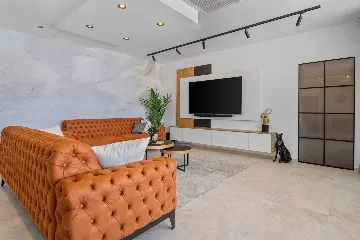 5-Bedroom Villa for 10 with Heated Infinity Pool, Omiš