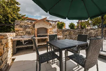 Brtonigla Villa for 4 Guests with Whirlpool