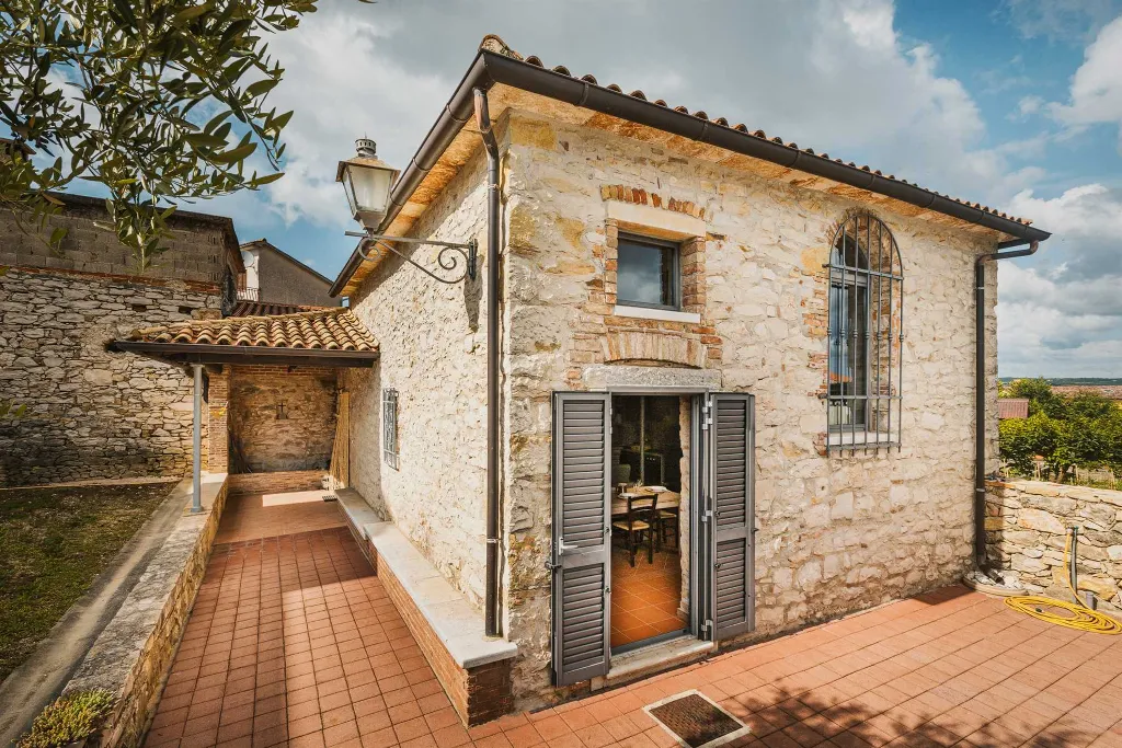 Brtonigla Villa for 4 Guests with Whirlpool