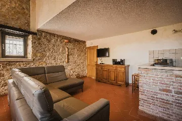 Brtonigla Villa for 4 Guests with Whirlpool