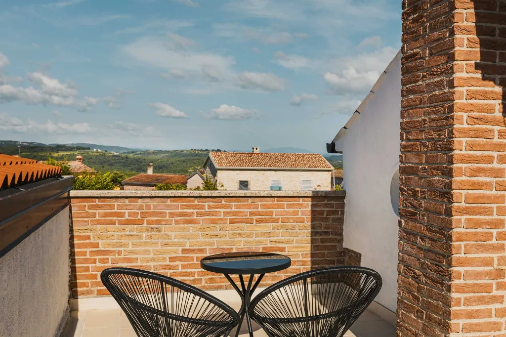 Brtonigla Villa for 4 Guests with Whirlpool