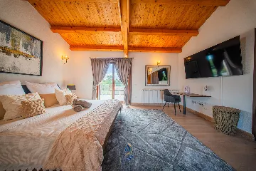 Barban Villa for 8 Guests with Heated Pool