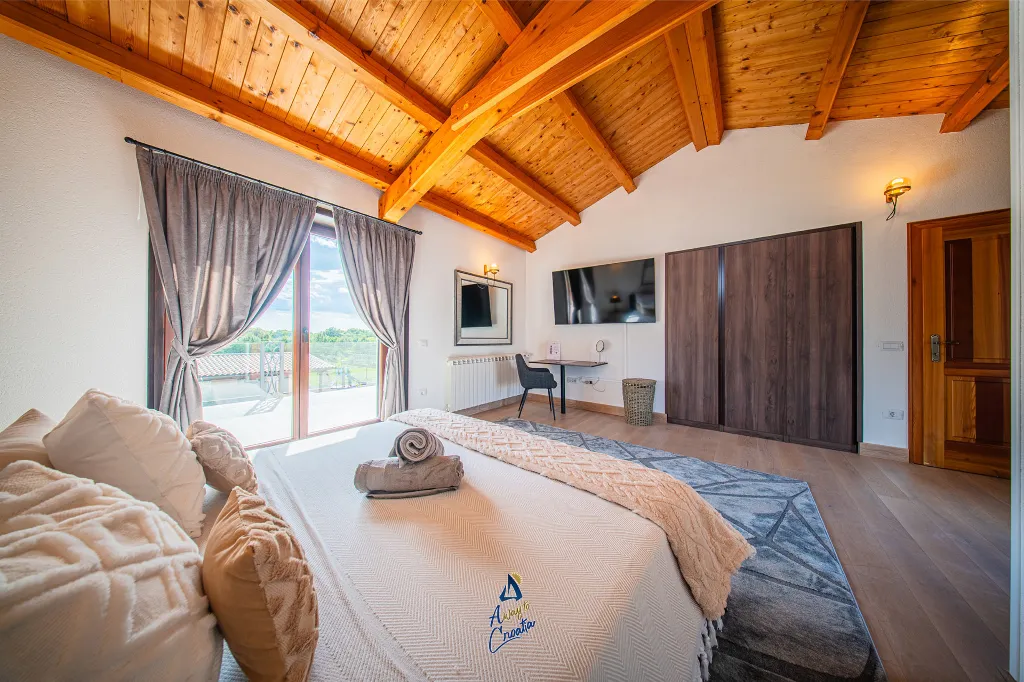 Barban Villa for 8 Guests with Heated Pool