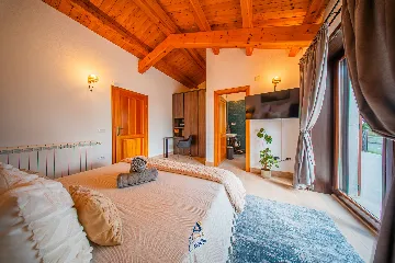 Barban Villa for 8 Guests with Heated Pool