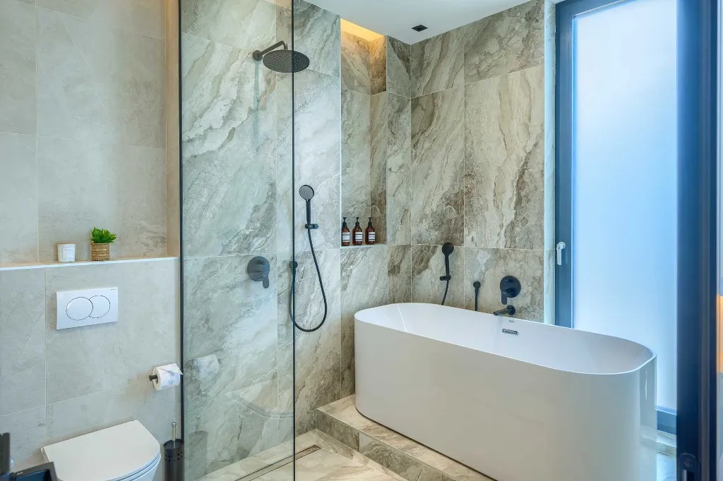 Zatoglav 5-Bed Villa with Heated Pool (Sleeps 10)
