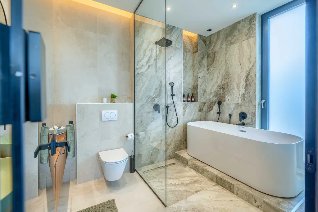 Zatoglav 5-Bed Villa with Heated Pool (Sleeps 10)
