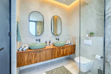 Zatoglav 5-Bed Villa with Heated Pool (Sleeps 10)