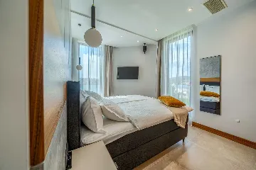 Zatoglav 5-Bed Villa with Heated Pool (Sleeps 10)