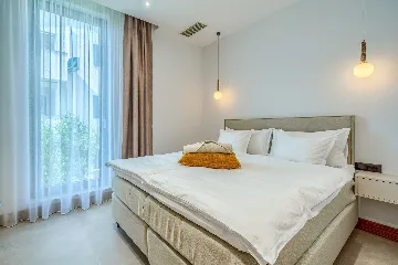 Zatoglav 5-Bed Villa with Heated Pool (Sleeps 10)