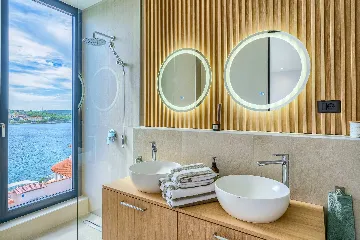 Zatoglav 5-Bed Villa with Heated Pool (Sleeps 10)