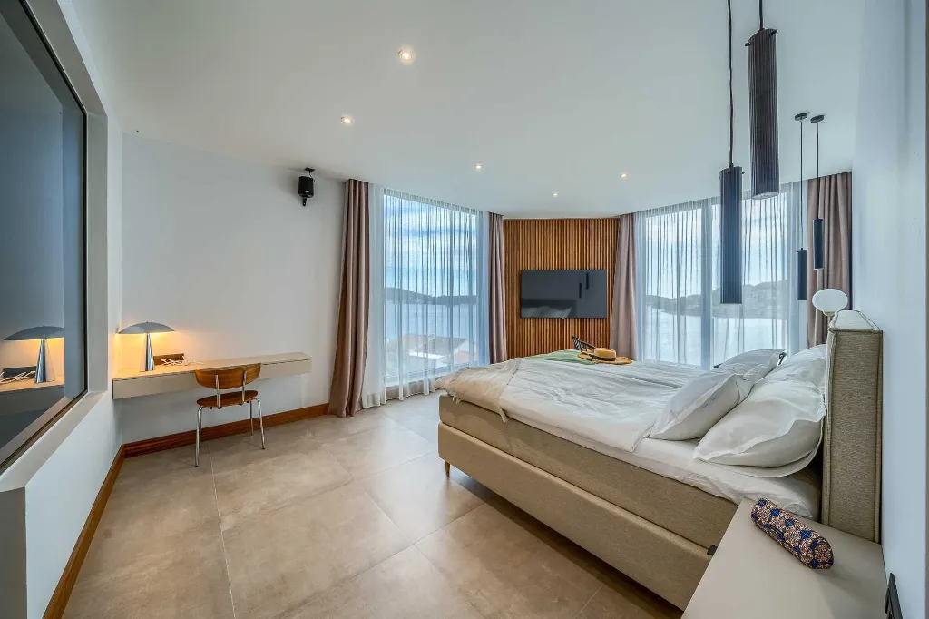 Zatoglav 5-Bed Villa with Heated Pool (Sleeps 10)