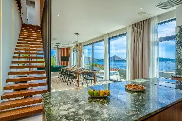 Zatoglav 5-Bed Villa with Heated Pool (Sleeps 10)