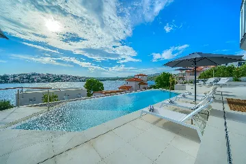 Zatoglav 5-Bed Villa with Heated Pool (Sleeps 10)