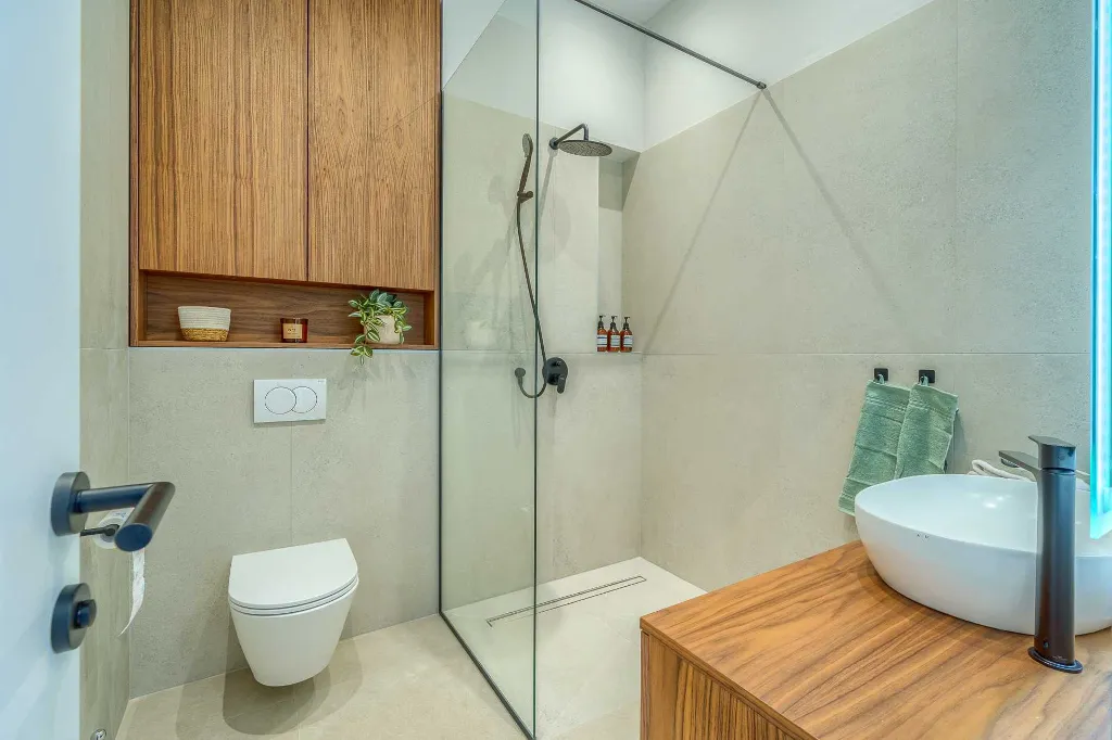 Zatoglav 5-Bed Villa with Heated Pool (Sleeps 10)