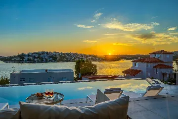 Zatoglav 5-Bed Villa with Heated Pool (Sleeps 10)