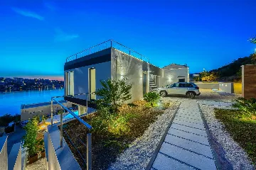 Zatoglav 5-Bed Villa with Heated Pool (Sleeps 10)