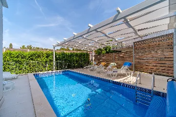 Milna Brač Villa with Heated Pool and Sea Views