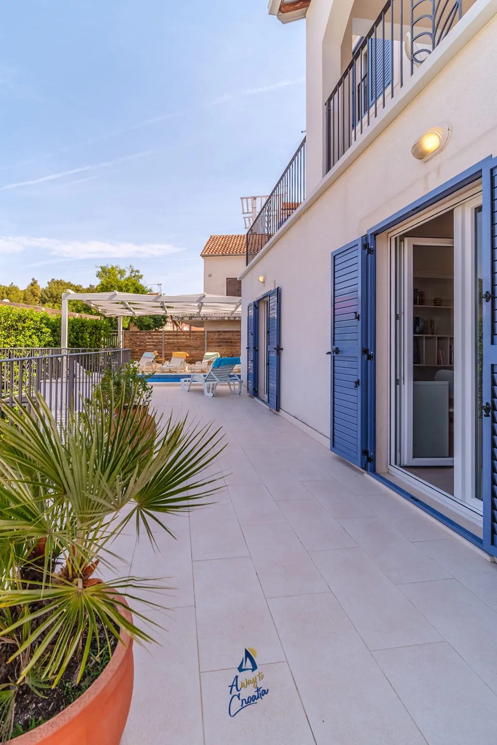 Milna Brač Villa with Heated Pool and Sea Views