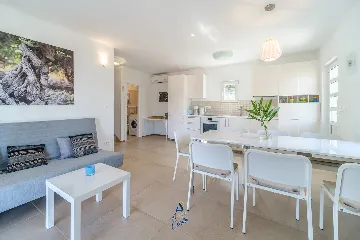 Milna Brač Villa with Heated Pool and Sea Views