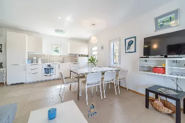 Milna Brač Villa with Heated Pool and Sea Views