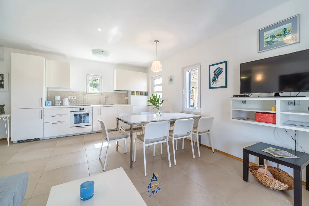 Milna Brač Villa with Heated Pool and Sea Views