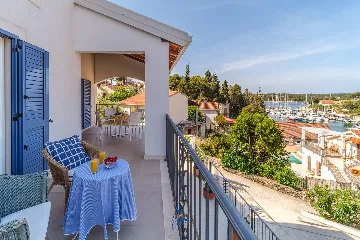 Milna Brač Villa with Heated Pool and Sea Views