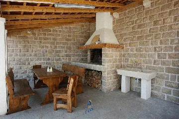 Stari Grad Holiday House with Private Beach & Mooring