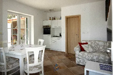 Stari Grad Holiday House with Private Beach & Mooring