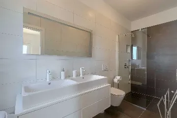 4-Bedroom Villa with Pool in Pula