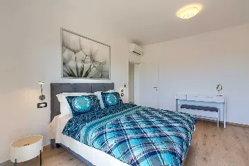 4-Bedroom Villa with Pool in Pula