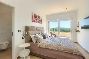 4-Bedroom Villa with Pool in Pula