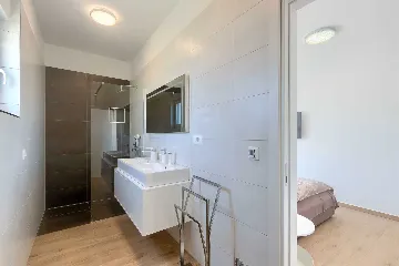 4-Bedroom Villa with Pool in Pula