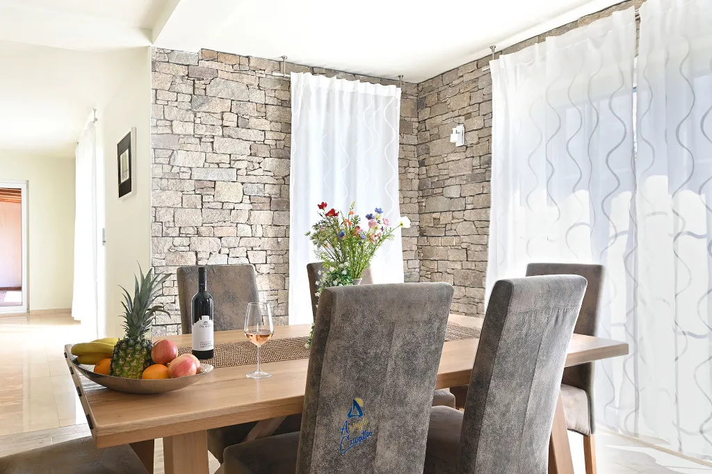 4-Bedroom Villa with Private Pool and Sauna in Vilanija