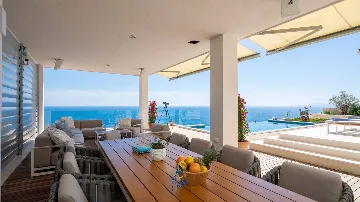 5-Bedroom Villa with Heated Infinity Pool in Sveta Nedjelja