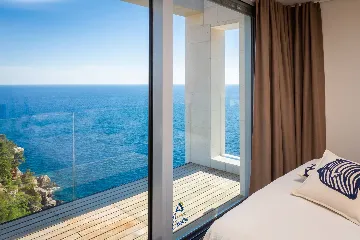 5-Bedroom Villa with Heated Infinity Pool in Sveta Nedjelja