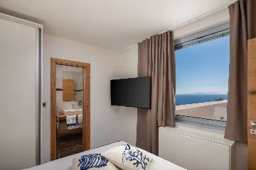 5-Bedroom Villa with Heated Infinity Pool in Sveta Nedjelja