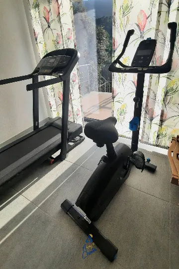 4-Bedroom Villa in Čara for 8 Guests