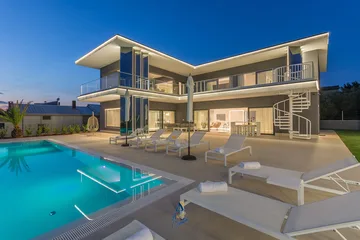 Kaštelir Villa for Up to 10 Guests with Heated Pool