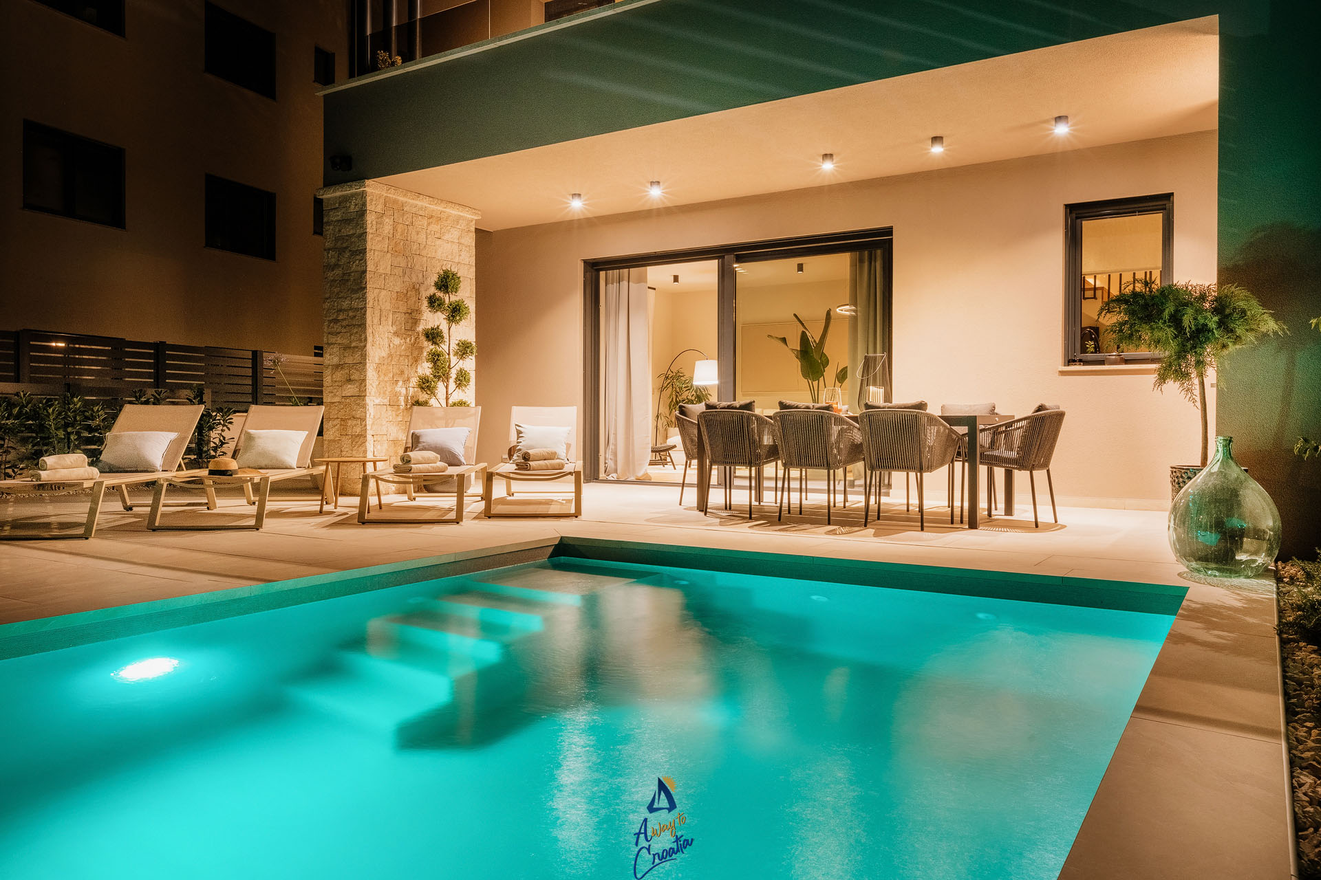 Image of Cozy Modern Villa Getaway for 6, with Saltwater Pool, Close to Beaches