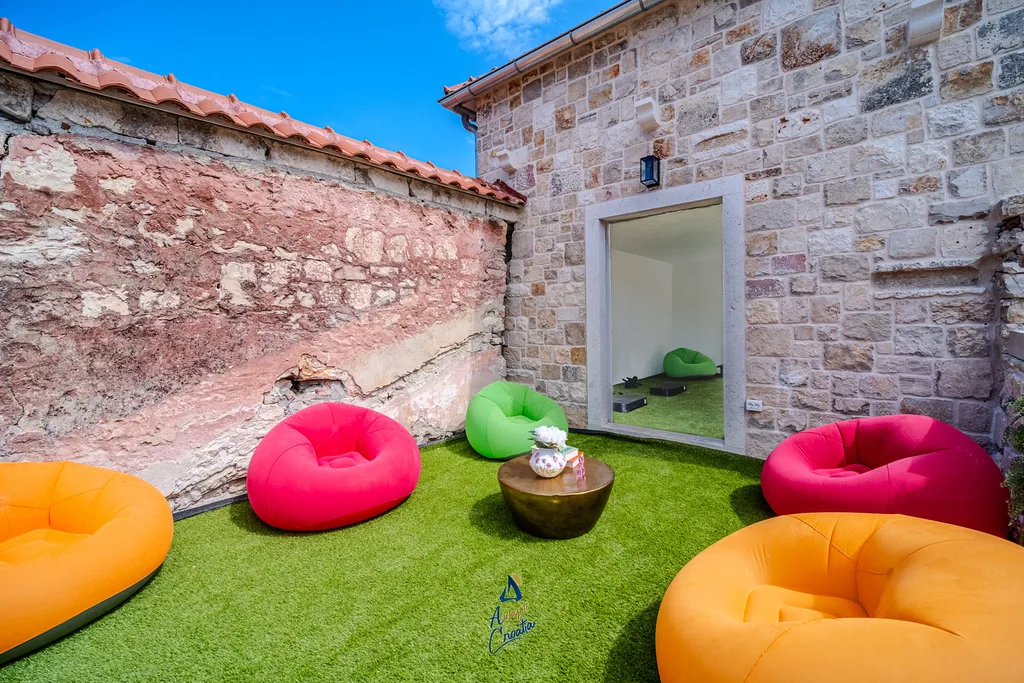 Three-Bedroom Villa in Milna