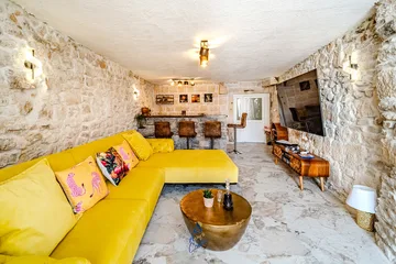 Three-Bedroom Villa in Milna