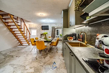 Three-Bedroom Villa in Milna