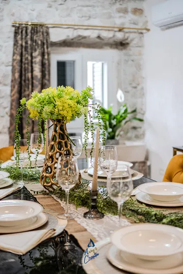 Three-Bedroom Villa in Milna