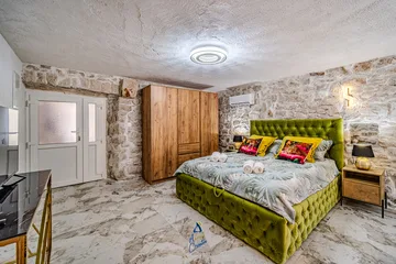 Three-Bedroom Villa in Milna