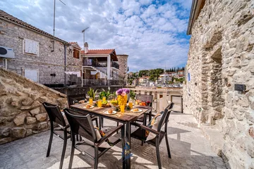 Three-Bedroom Villa in Milna