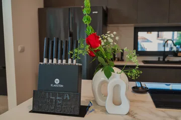 4-Bedroom Villa with Pool & Sauna in Momjan