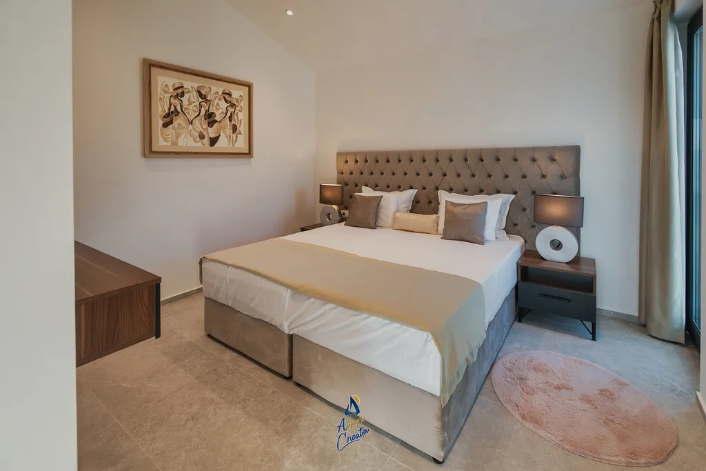 4-Bedroom Villa with Pool & Sauna in Momjan
