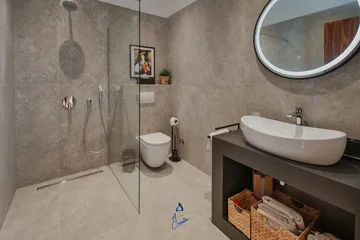 4-Bedroom Villa with Pool & Sauna in Momjan